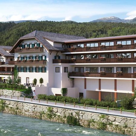 River Hotel Post 崔聂斯 外观 照片