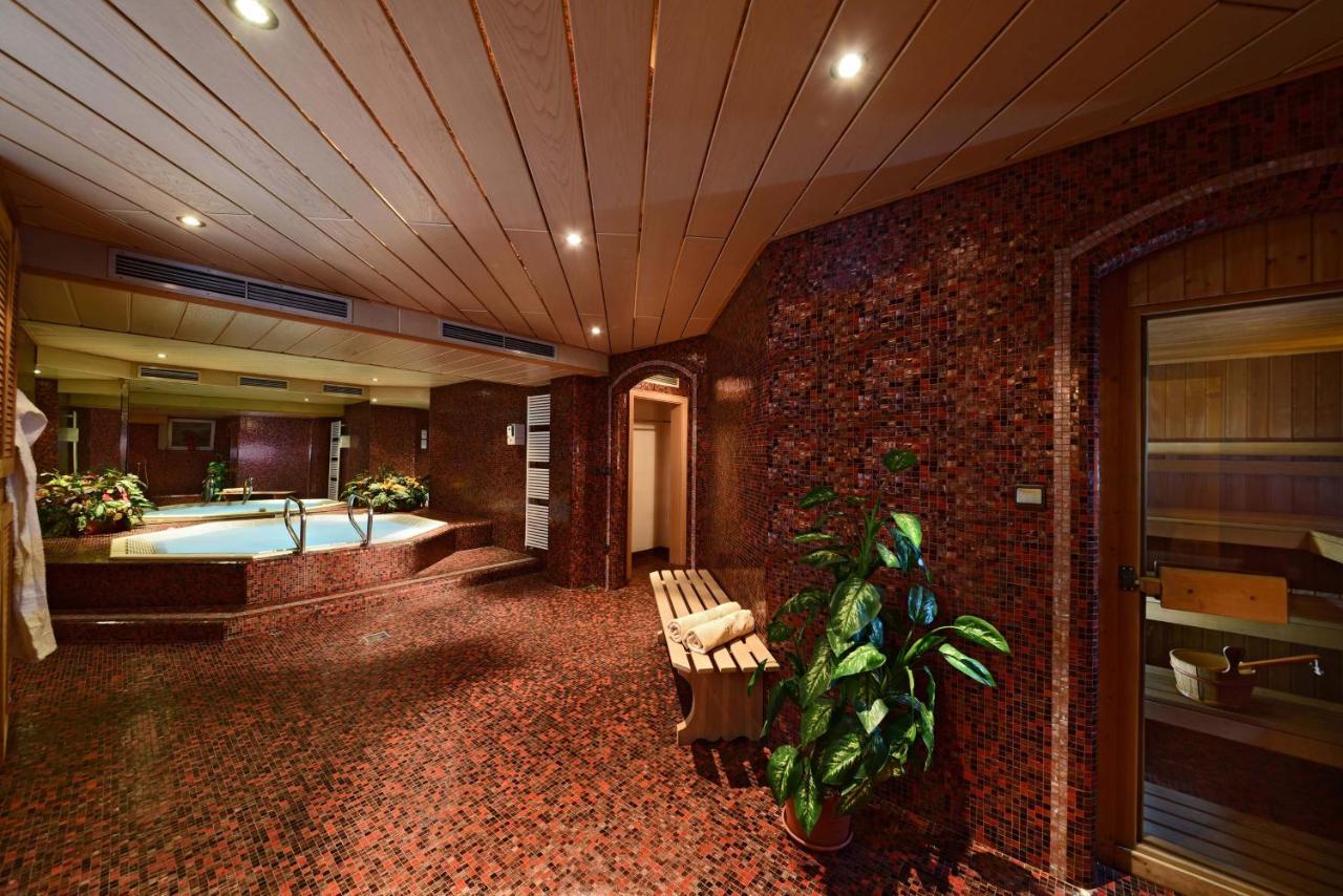 River Hotel Post 崔聂斯 外观 照片