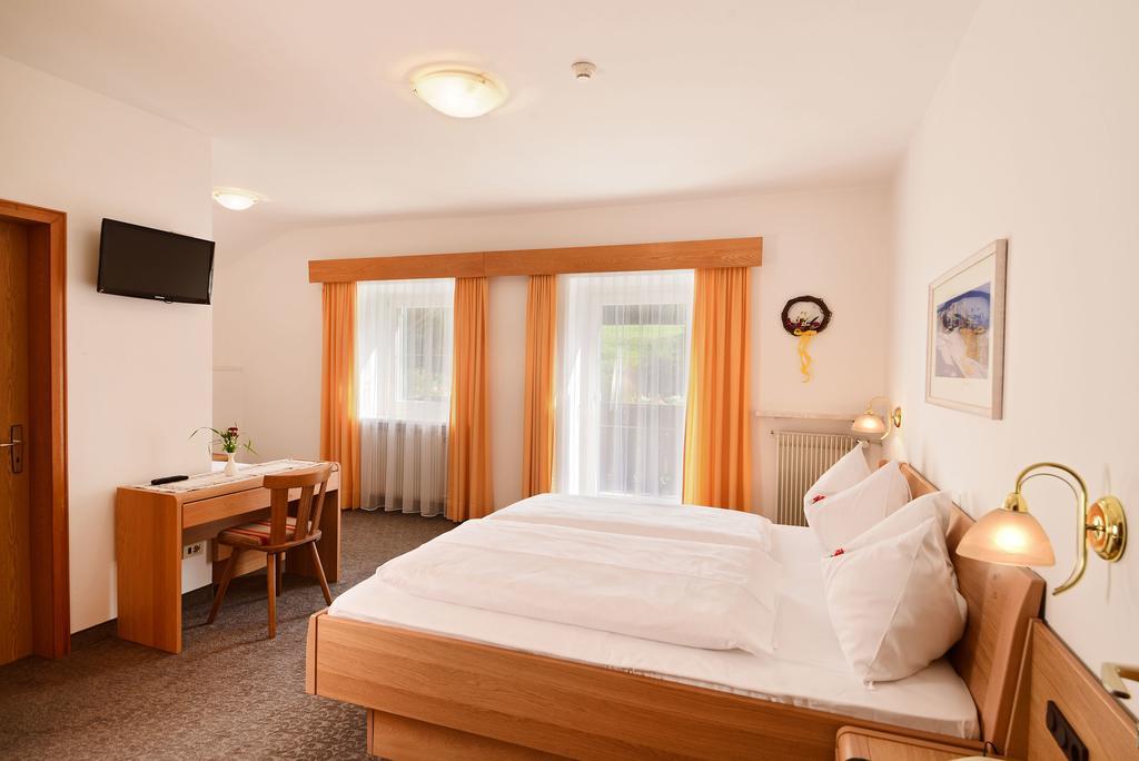 River Hotel Post 崔聂斯 外观 照片