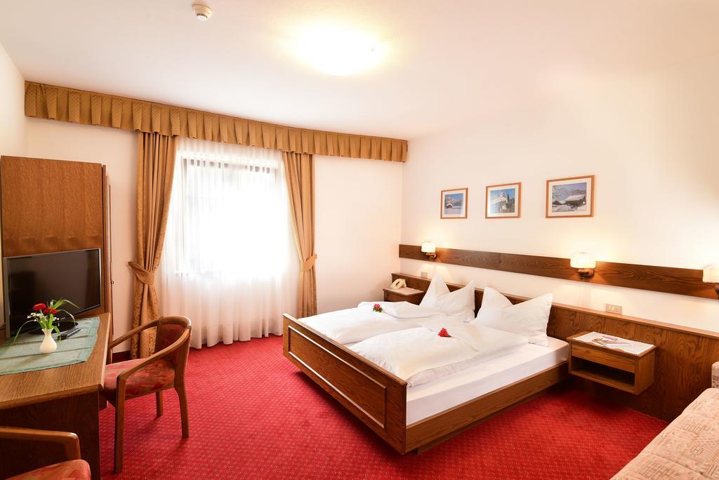 River Hotel Post 崔聂斯 外观 照片